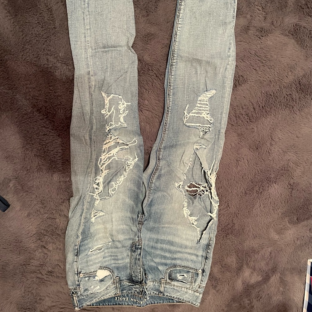 American Eagle ripped tomgirl jeans